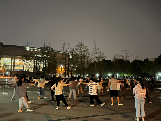 1649582263076011315.png image.png