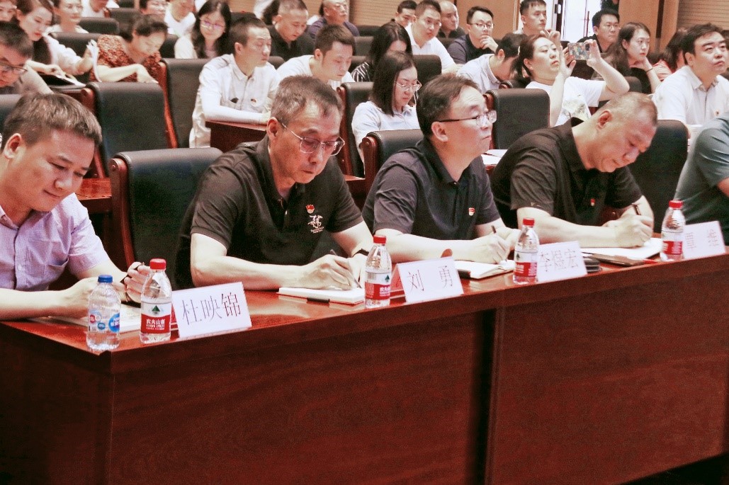 1716862408862007632.jpg 2.jpg